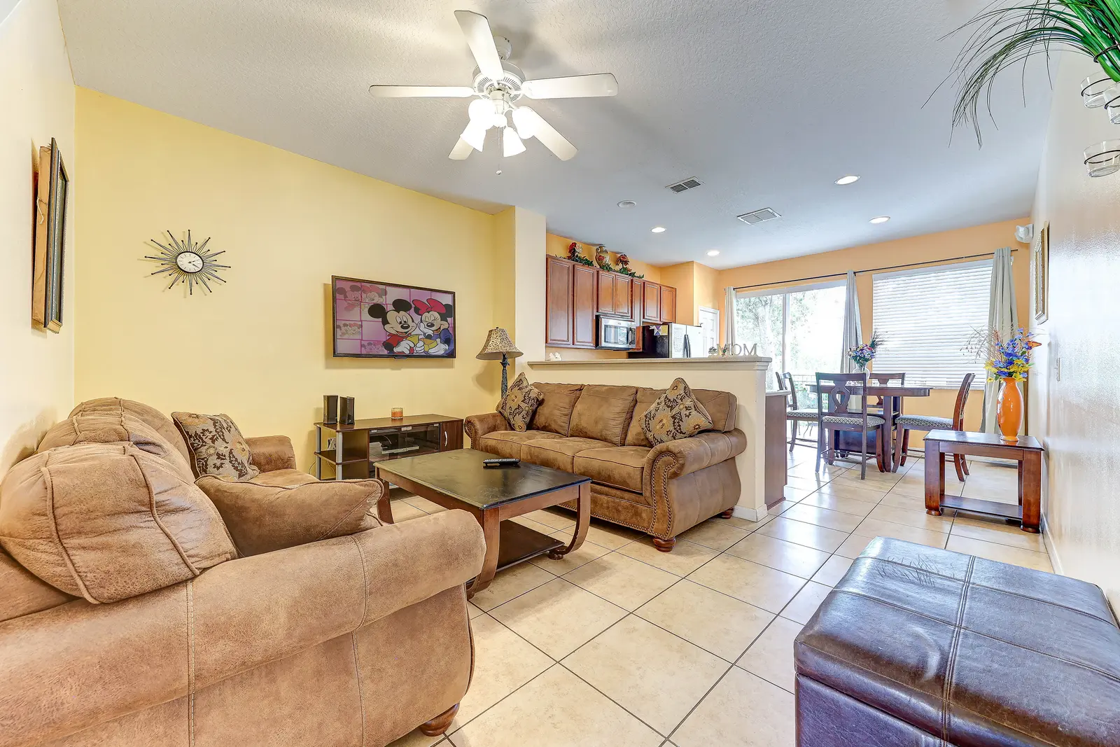 Unit 2 living room near Disney World Orlando