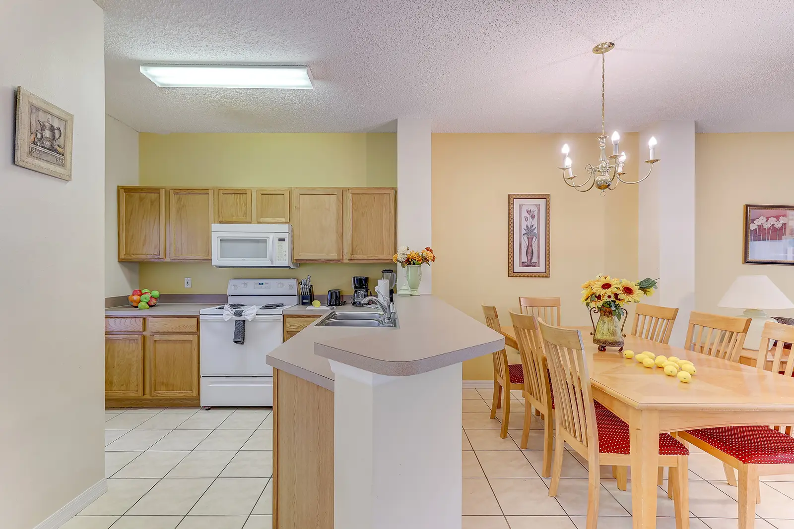 Unit 29 – Emerald Island vacation home – photo 5